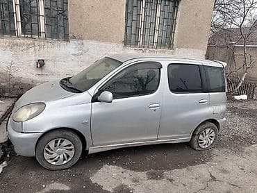 мини пикап: Toyota Funcargo: 2002 г., 1.5 л, Автомат, Бензин, Минивэн — 2