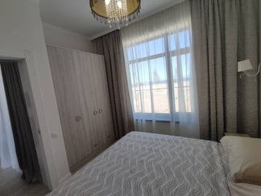 гостевой дом чолпон: 43 кв. м, 3 бөлмө, Жылуу пол, Евроремонт, Унаа токтотуучу жай — 4