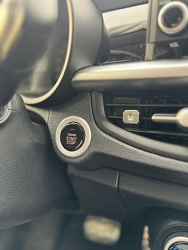 купить kia morning: Kia Morning: 2020 г., 1 л, Автомат, Бензин, Хэтчбэк — 9