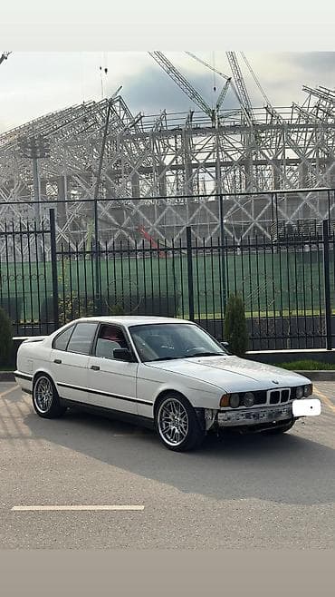бмв е34 продажа: BMW 5 series: 1993 г., 4.4 л, Бензин, Седан — 3