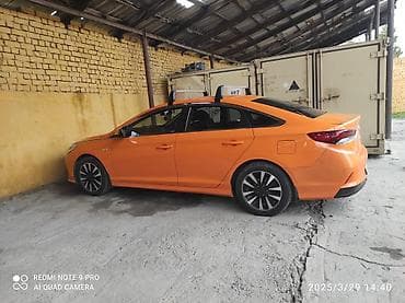 салон машины: Hyundai Sonata: 2017 г., 2 л, Автомат, Газ, Фастбек — 1