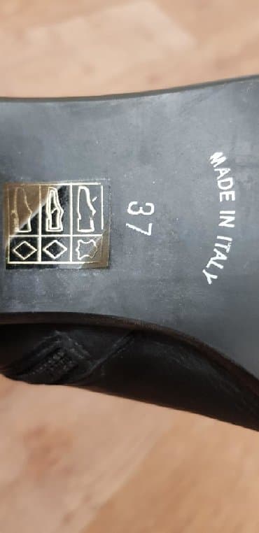 женские зимние сапоги из натуральной кожи и меха: Продаю б/у кожаные демисезонные сапожки женские (италия). В отличном — 7