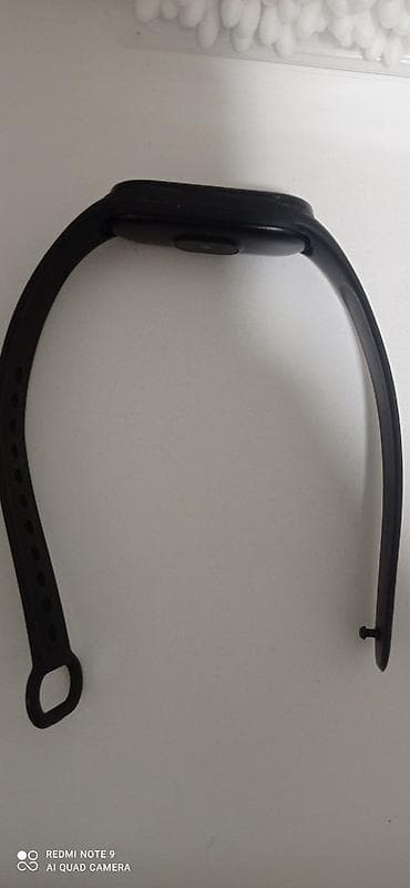 honor 9 lite: Фитнес-браслет Xiaomi Mi Band (серия 4/5) в черном цвете. - Капсула с — 2