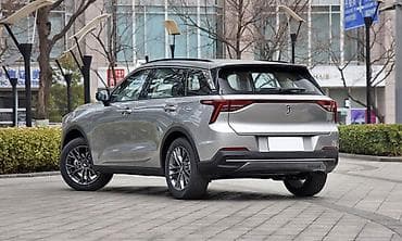 bmw 2000: FAW Besturn: 2021 г., 1.5 л, Робот, Бензин, Кроссовер — 5