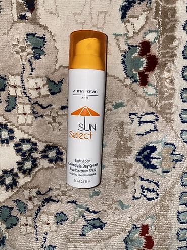atom total: Anna Lotan PRO Sun Select — легкий дневной крем с календулой и широким — 1