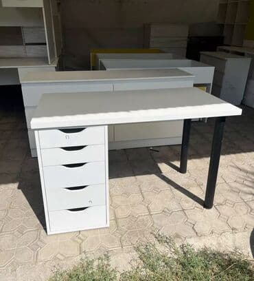 Письменный стол, Новый