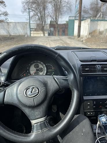 продажа авто в киргизии: Lexus IS: 2003 г., 2 л, Автомат, Бензин, Седан — 4
