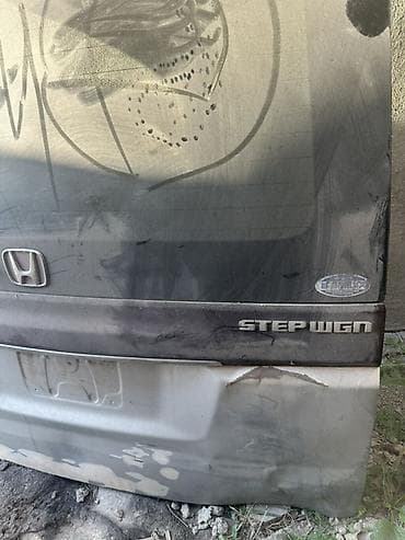 Унаа тетиктери: Крышка задней двери (пятая дверь) для Honda Stepwgn. - Оригинальная — 1