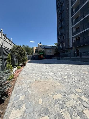 Квартиры: 3 комнаты, 81 м², Элитка, Ак-Кеме (старый аэропорт) Элитка, 4 этаж, ПСО (под самоотделку) — 2