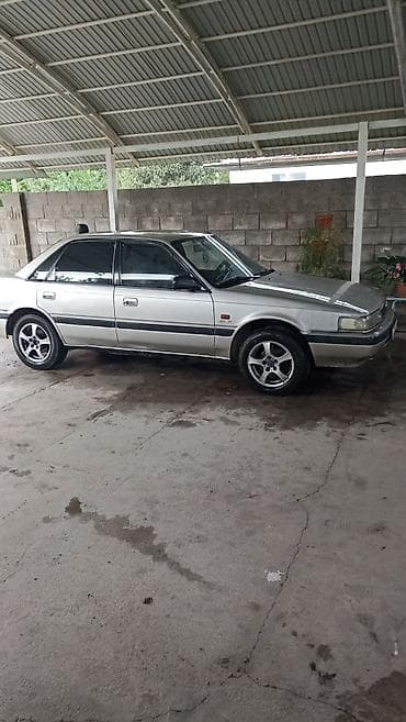 mazda 626 2001: Mazda 626: 1989 г., Седан — 1