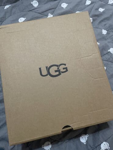 женские зимние сапоги из натуральной кожи и меха: ПРОДАЮ ЗИМНИЕ УГГИ PLATFORM (новые, в коробке) Очень тёплые и удобные — 4