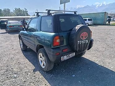 унаа сатып алам: Toyota RAV4: 1997 г., 2 л, Кол менен иштөөчү, Бензин — 2