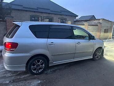sp 4: Toyota Ipsum: 2001 г., 2.4 л, Автомат, Минивэн — 4