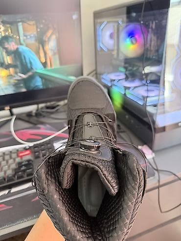 ботинки подростковые: ПРОДАЮ НОВЫЕ МОТО БОТЫ! 42,5 размер Особенности: - Быстрая шнуровка с — 5