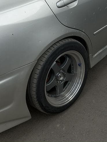 Диски: Колеса в сборе R 17, Новый, отверстий - 5 — 1