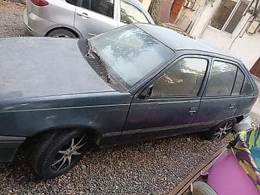 mini coper: Opel Kadett: 1985 г., 1.5 л, Механика, Бензин, Хэтчбэк — 1