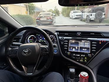 водный матор: Toyota Camry: 2020 г., 2.5 л, Вариатор, Гибрид, Седан — 6