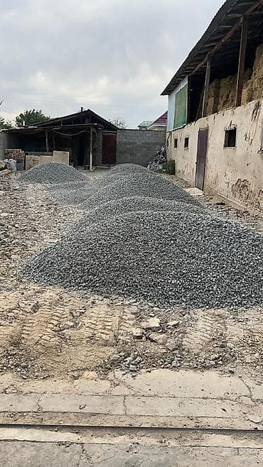 холлофайбер подушка: Щебень фракции мелкой и средней (ориентировочно 5–20 мм), отсев/гравий — 10