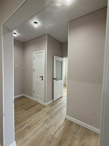 весна: 3 комнаты, 67 м², 105 серия, 4 этаж, Евроремонт — 7