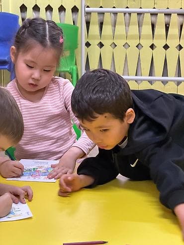 стол для чтения: Детский центр раннего развития - Занятия для дошкольников в — 2