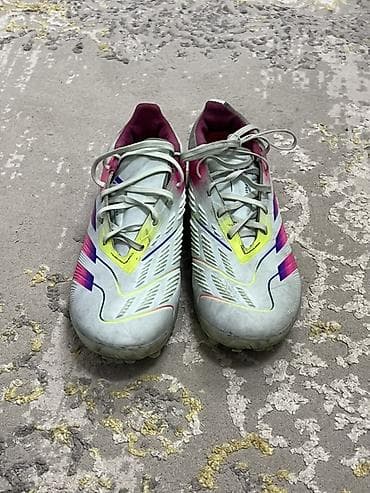 настольные игры для детей: Футбольные бутсы adidas Predator (турф/TF) - Серия: Predator - Тип — 2