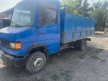 Грузовик, Mercedes-Benz, Стандарт, 7 т, Б/у