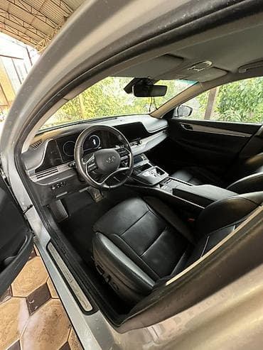 шиток прибора: Hyundai Grandeur: 2021 г., 3 л, Автомат, Газ, Седан — 8