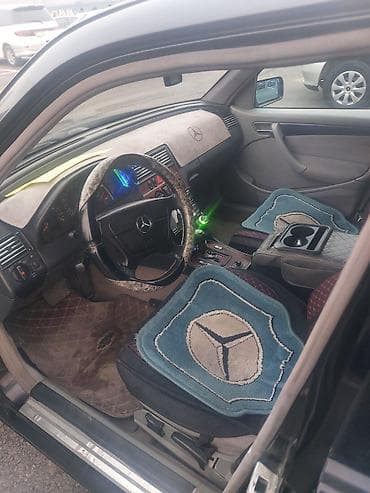 мерс 1424: Mercedes-Benz C-Class: 1999 г., 2 л, Автомат, Бензин, Седан — 5