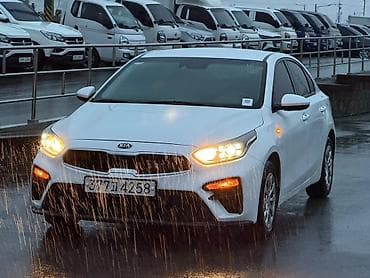 cera: Kia K3: 2021 г., Бензин, Седан — 2
