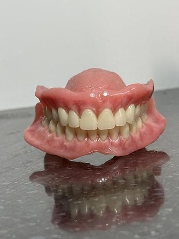 Требуется управляющий в зуботехническую лабораторию! График : 9:00 -