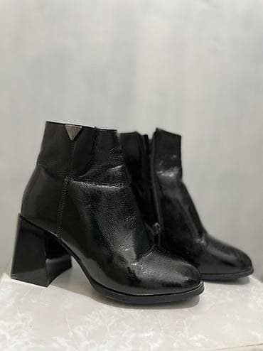 Сабо: 33 размер. Женские ботильоны, черные, лаковые - Материал верха — 2