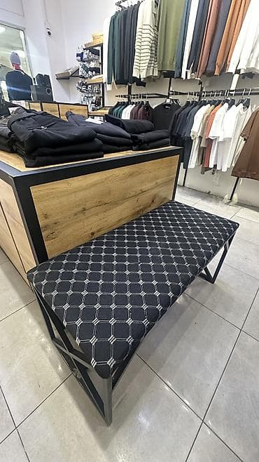 Торговое оборудование: Продается оборудование для магазина одежды: Подставки для обуви и — 6