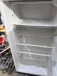 холодильник кичинекей: Холодильник Hitachi, Однокамерный — 2