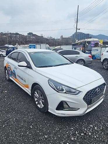 Hyundai Sonata: 2021 г., Автомат, Бензин, Седан — 3