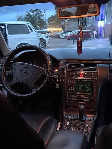 x pipe: Mercedes-Benz E-Class: 1998 г., 4.3 л, Автомат, Бензин, Седан — 5