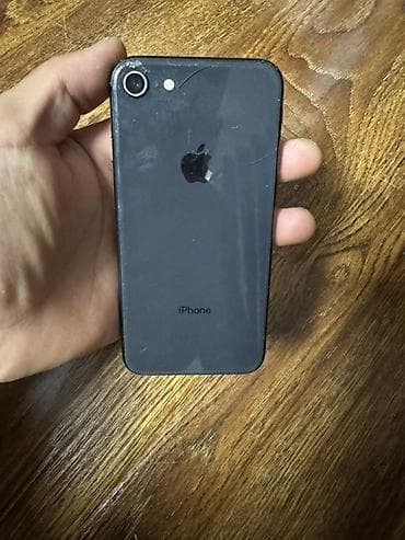 ми 10 с: IPhone 8, Б/у, 64 ГБ, Черный, Чехол, 100 % — 2