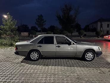 крылья на мтз: Mercedes-Benz E-Class: 1992 г., 2.3 л, Механика, Бензин, Седан — 3