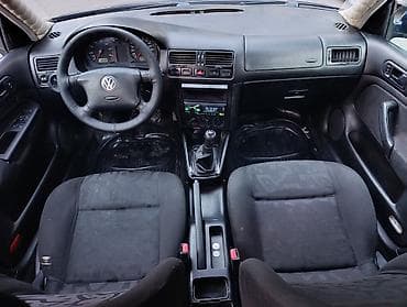 Volkswagen Bora: 1999 г., 1.6 л, Механика, Бензин, Седан — 7