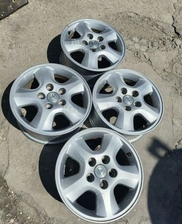 диски на ипсум: Литые Диски R 15 Toyota, Комплект, отверстий - 5, Б/у — 1
