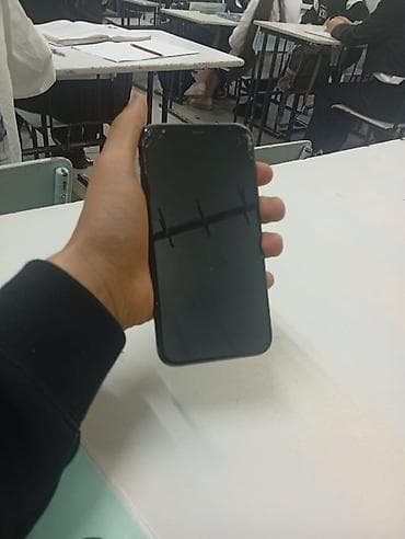 ipod 3 touch: IPhone 11, Черный — 6