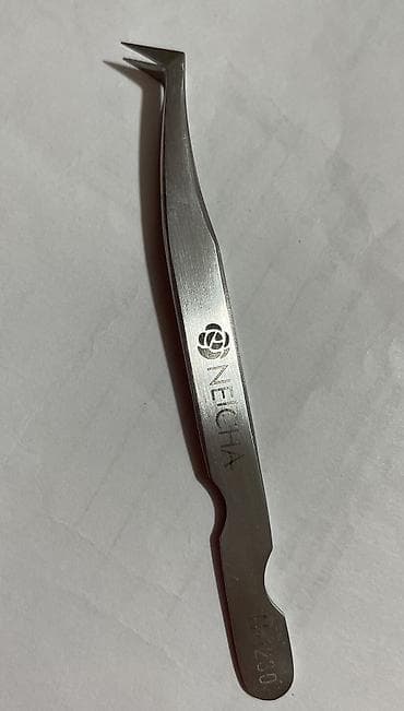 Пинцет для наращивания ресниц NEICHA, модель EYELASH MAKER (маркировка at lalafo.kg Пинцет для наращивания ресниц NEICHA, модель EYELASH MAKER (маркировка
