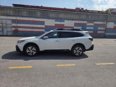 Subaru Outback: 2022 г., 2.4 л, Вариатор, Бензин, Универсал