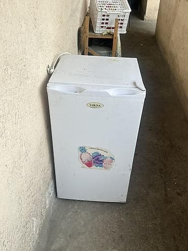 холодильник компактный: Компактный однокамерный холодильник VOLNA - Тип: однодверный — 1