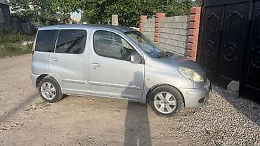 битую машину: Toyota Funcargo: 2003 г., 1.5 л, Автомат, Бензин, Хэтчбэк — 2