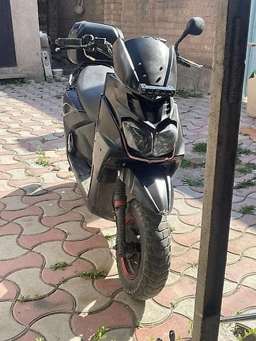 вела скутер: Yamaha, 150 куб. см, Бензин, Б/у — 4