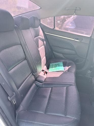 Транспорт: Hyundai Elantra: 2018 г., 2 л, Бензин, Седан — 5