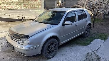 Volkswagen Golf: 2001 г., 1.6 л, Механика, Бензин, Хэтчбэк