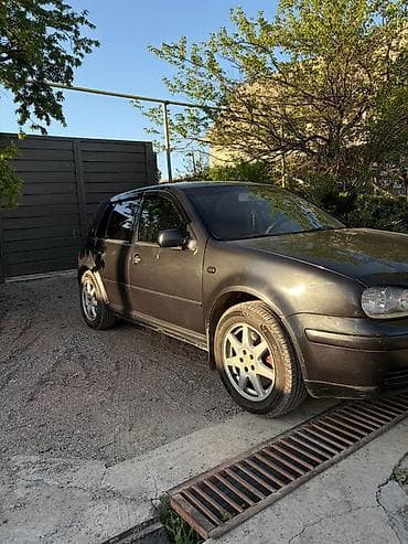 гольф 4 1999: Volkswagen Golf: 2001 г., 2.3 л, Ручные, Газ, Хэтчбэк — 4