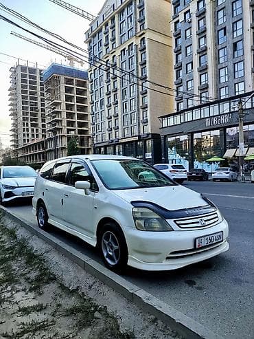 стрим 2001: Honda Stream: 2001 г., 2 л, Автомат, Бензин, Универсал — 2