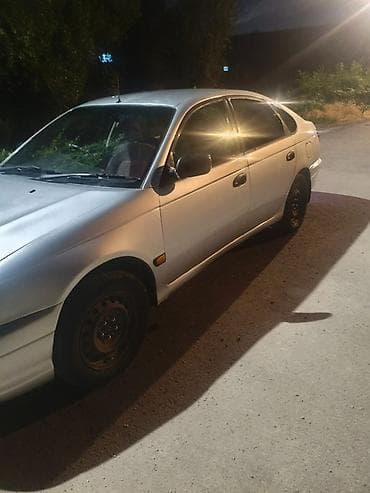 авто купить в киргизии: Toyota Avensis: 2003 г., 1.8 л, Хэтчбэк — 2